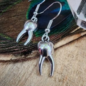 Dentist Earrings Tooth Earrings UNISEX Teeth Dental Hygienist Gift oddities Fang